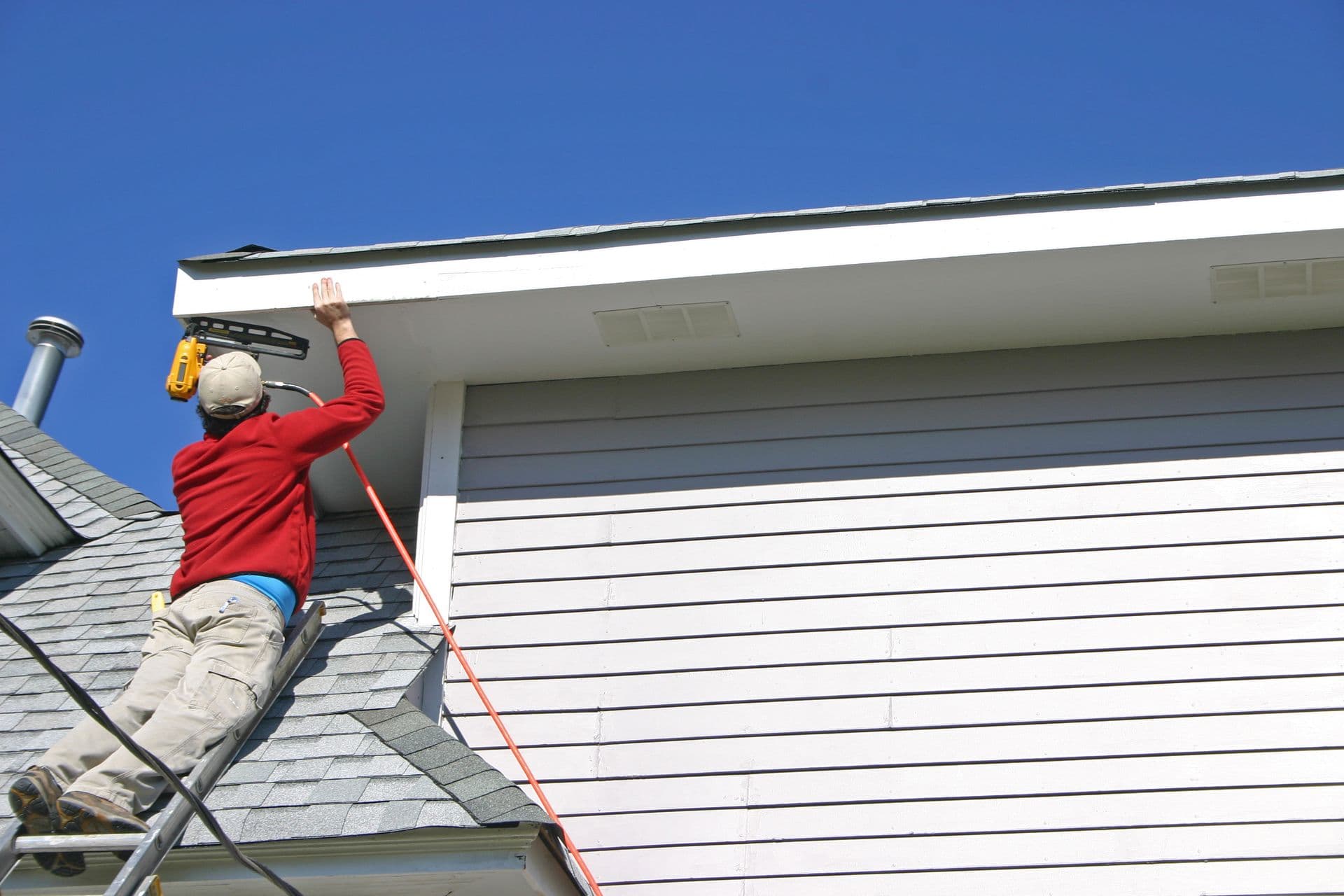 Attaching-the-Fascia-Boards